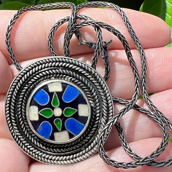 VINTAGE 925 STERLING ARTISAN PENDANT CHAI NECKLACE GEMSTONES INLAID PIN BROOCH - Picture 16 of 16